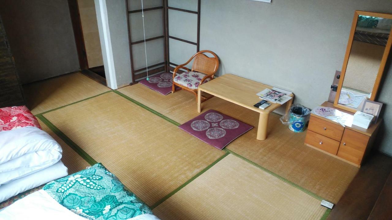 Walking Pilgrimage Hotel Tokiwa Ryokan Ozu  Exterior foto