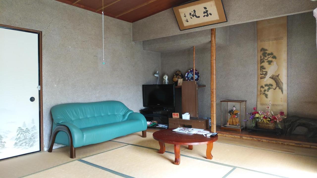 Walking Pilgrimage Hotel Tokiwa Ryokan Ozu  Exterior foto